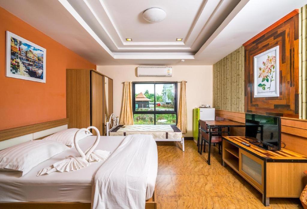 Prew Lom Chom Nam Resort Ban Phan Sadet Nok 외부 사진