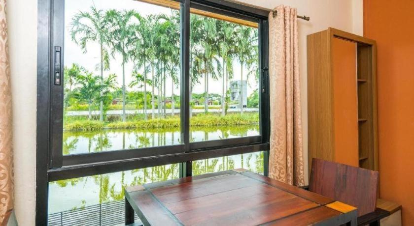 Prew Lom Chom Nam Resort Ban Phan Sadet Nok 외부 사진