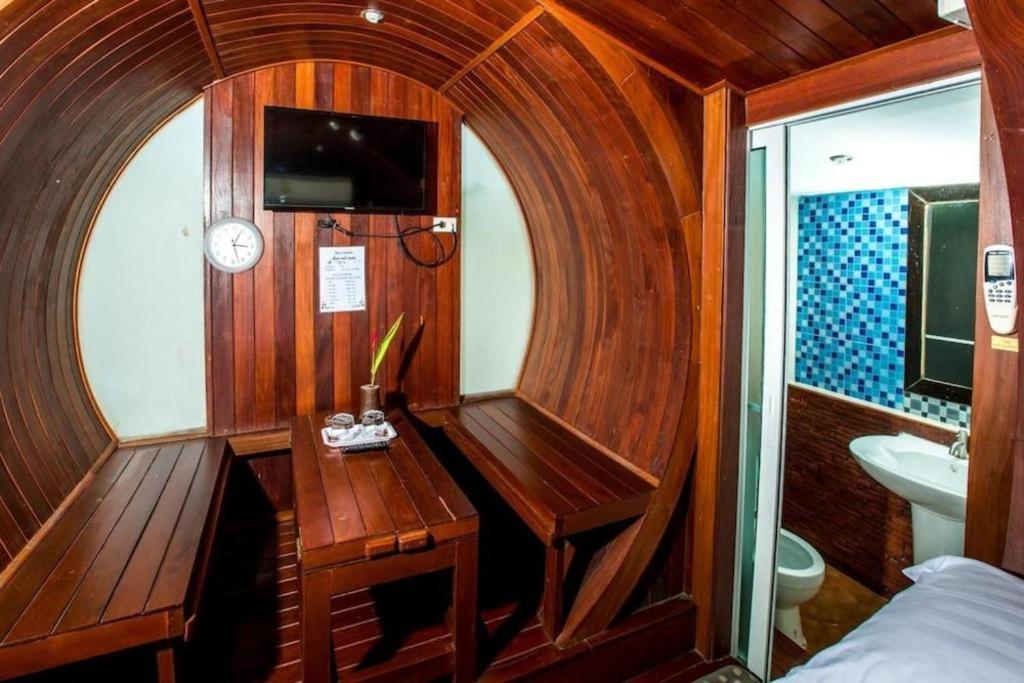 Prew Lom Chom Nam Resort Ban Phan Sadet Nok 외부 사진